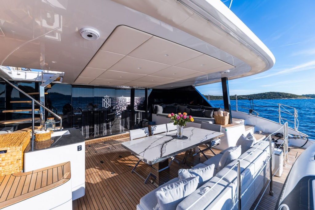 Step Aboard Mr. Si, Sunreef 60 Ready to Cruise, photo 2, Smart Yachts