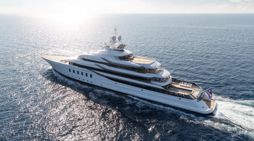 The 5 world's largest and most expensive yachts for charter, photo 5, Smart Yachts