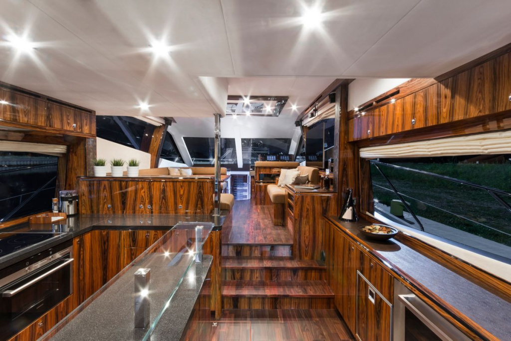 Three Galeon Flybridge Yachts, Ready for Viewing, photo 7, Smart Yachts