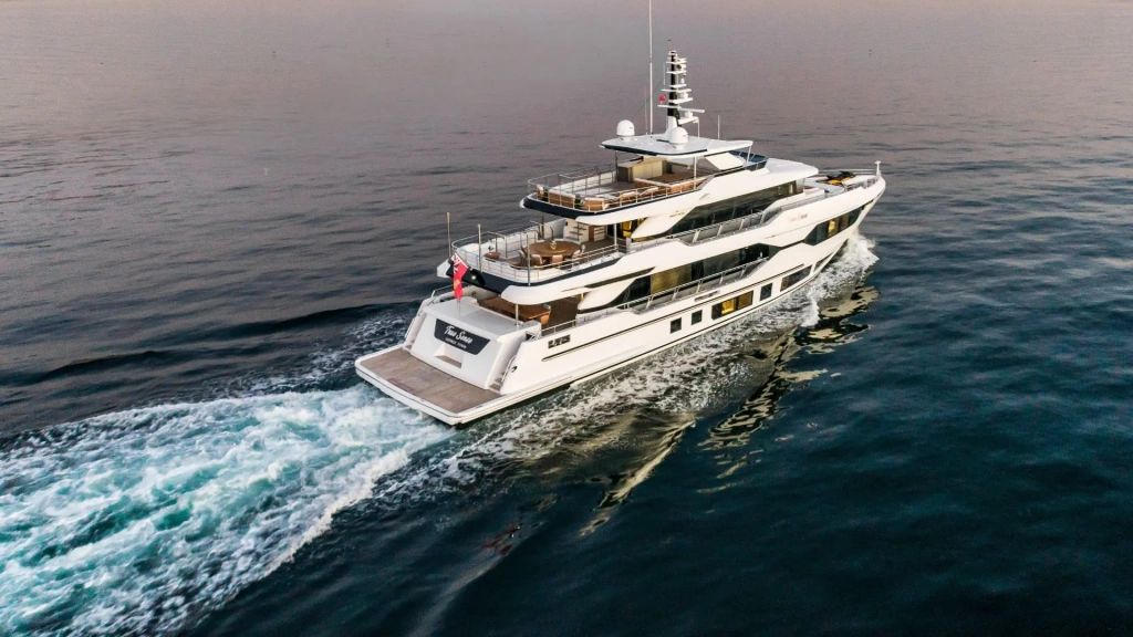 True Sense: New photos of Majesty 120 for sale, photo 16, Smart Yachts