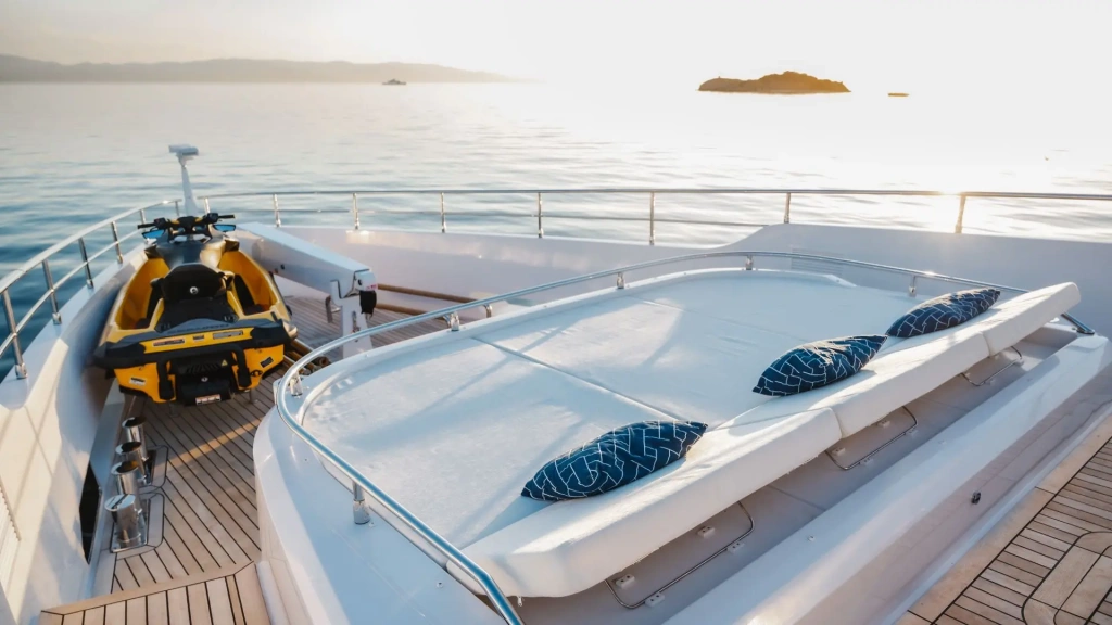 True Sense: New photos of Majesty 120 for sale, photo 10, Smart Yachts