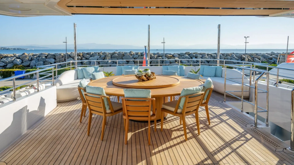 True Sense: New photos of Majesty 120 for sale, photo 12, Smart Yachts