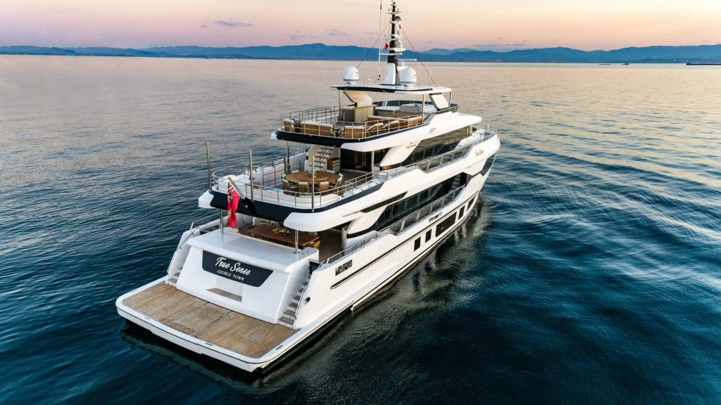 True Sense: New photos of Majesty 120 for sale, photo 2, Smart Yachts