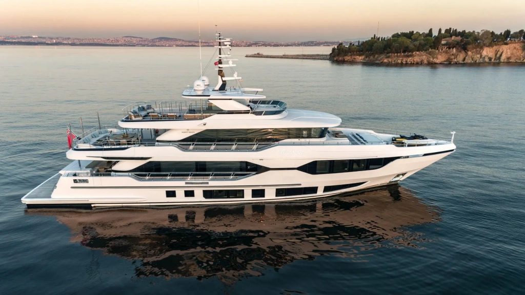 True Sense: New photos of Majesty 120 for sale, photo 1, Smart Yachts