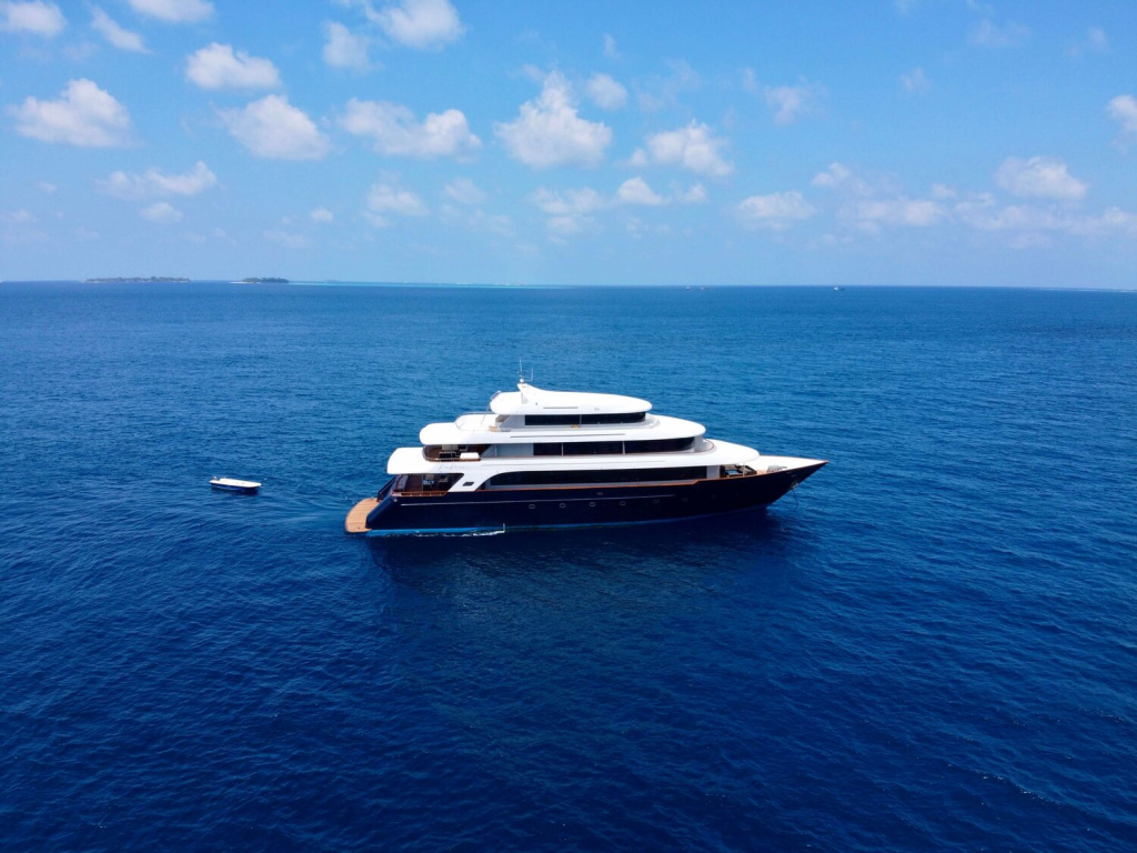 Charter a yacht and spend your winter holidays in the Maldives, photo 1, Smart Yachts