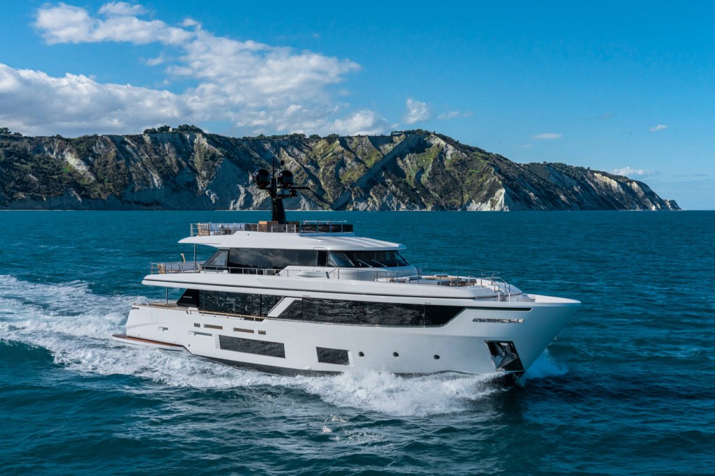 Worldwide Premieres at the Cannes Yachting Festival, photo 10, Smart Yachts