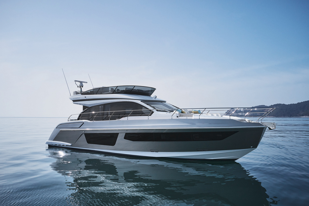 Worldwide Premieres at the Cannes Yachting Festival, photo 2, Smart Yachts