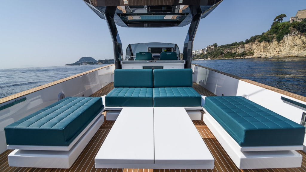 YACHT OF THE WEEK - FIART SEAWALKER 39, photo 4, Smart Yachts