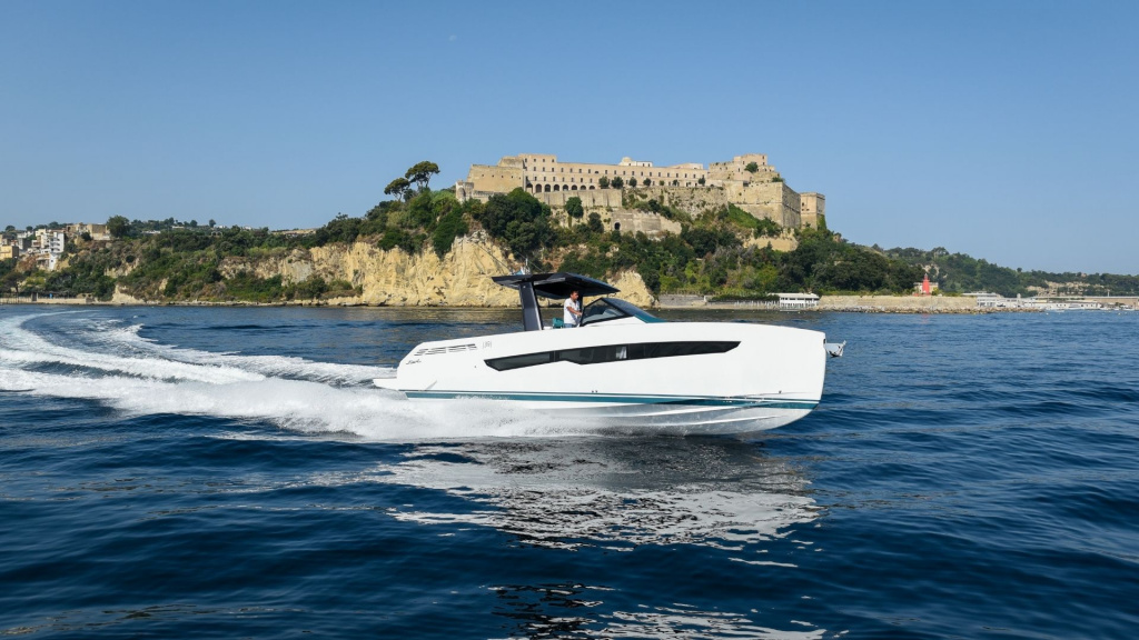 YACHT OF THE WEEK - FIART SEAWALKER 39, photo 3, Smart Yachts