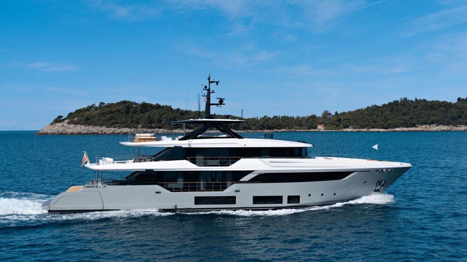 Must-See Yacht Debuts at the 2024 Cannes Yachting Festival, photo 5, Smart Yachts