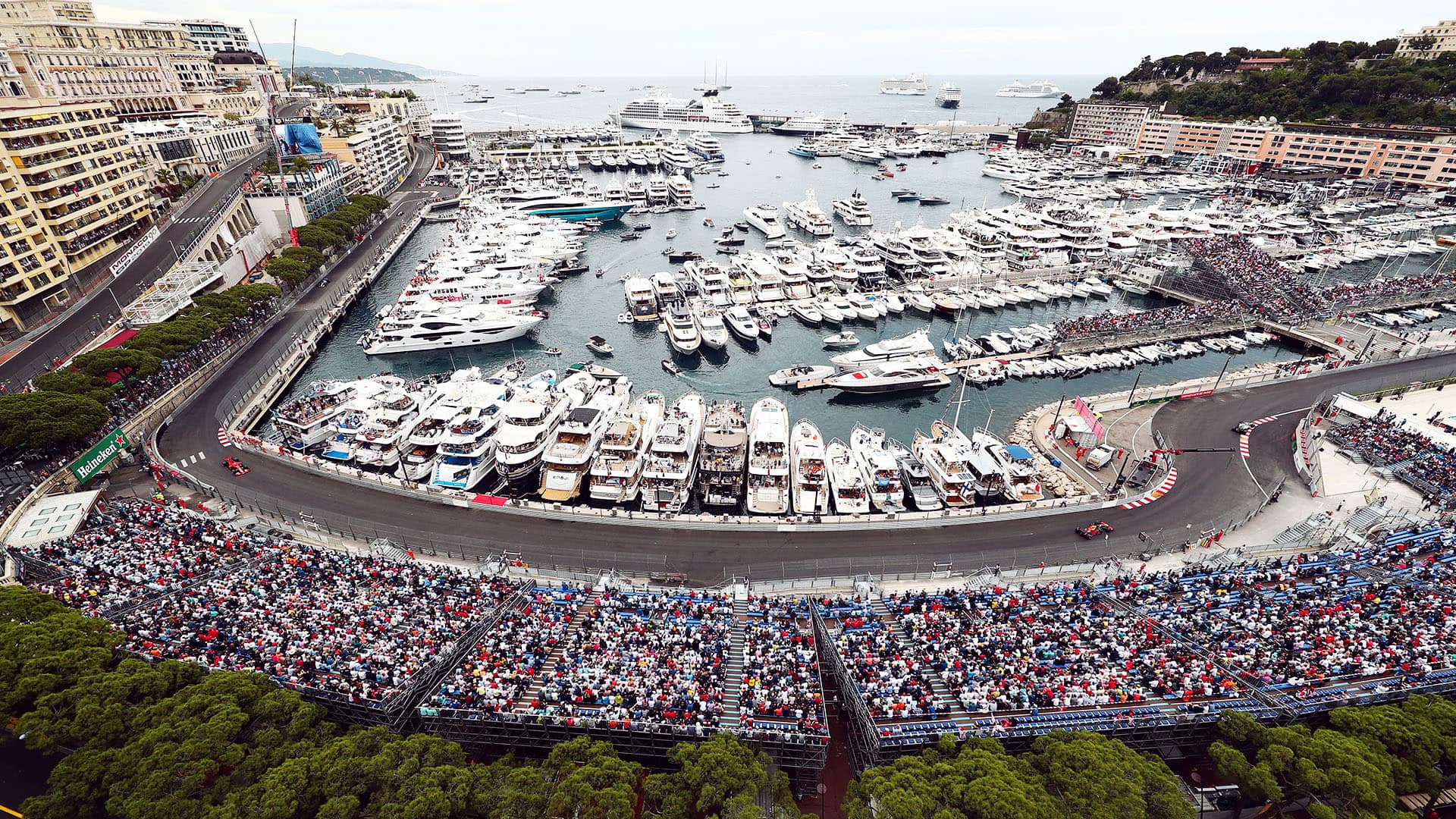 CHARTER YACHTS AVAILABLE FOR THE MONACO GRAND PRIX, Smart Yachts