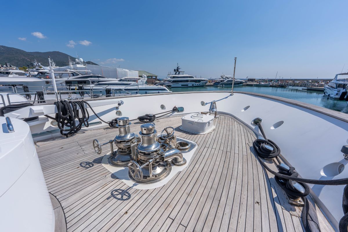 "ALL STAR 1", a 1986 Sterling Yachts 44.81m motor yacht for sale, foredeck