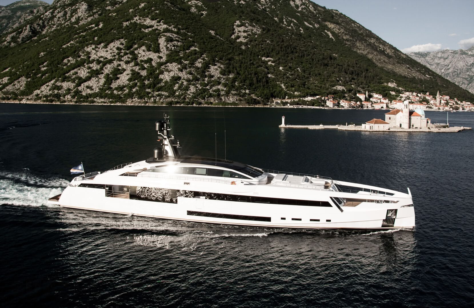 "AURORA", a 2017 Rossinavi 49.1m motor yacht, for sale with Smart Yachts, profile starboard