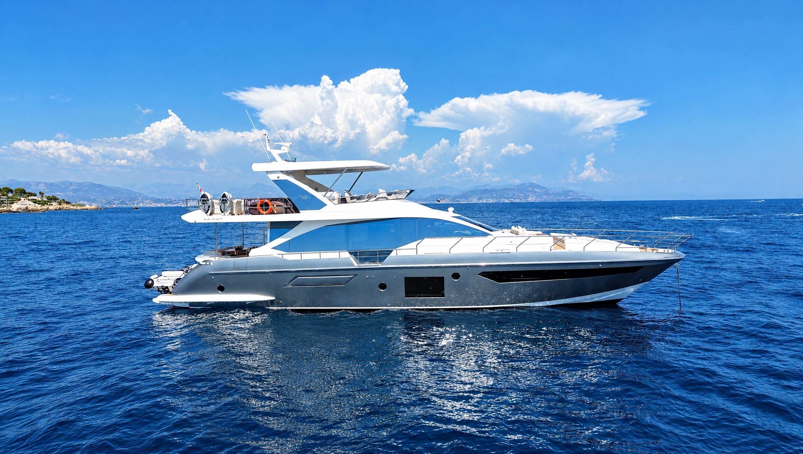 "BELLA KATRIN", a 2023 Azimut 22.64m motor yacht for sale, profile starboard