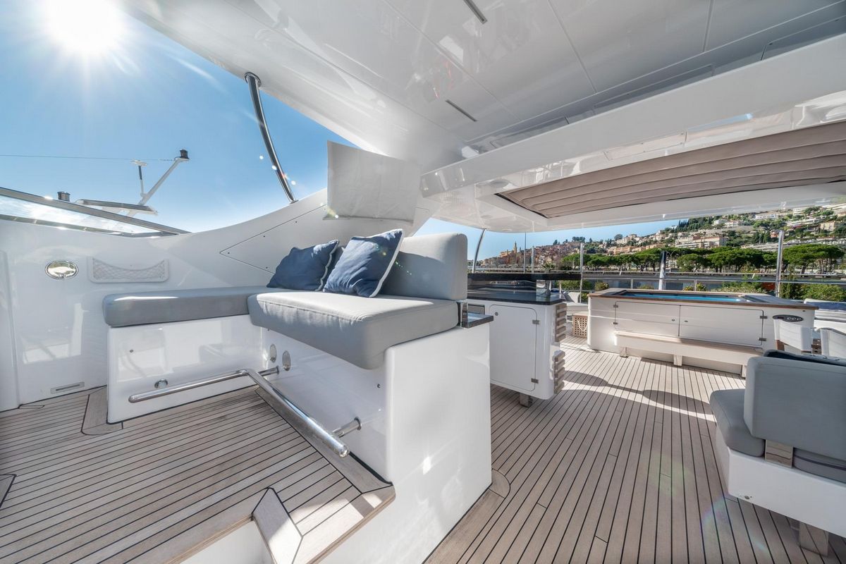 BENETTI DELFINO 93, a 2013 Benetti 28.5m motor yacht for sale, flybridge