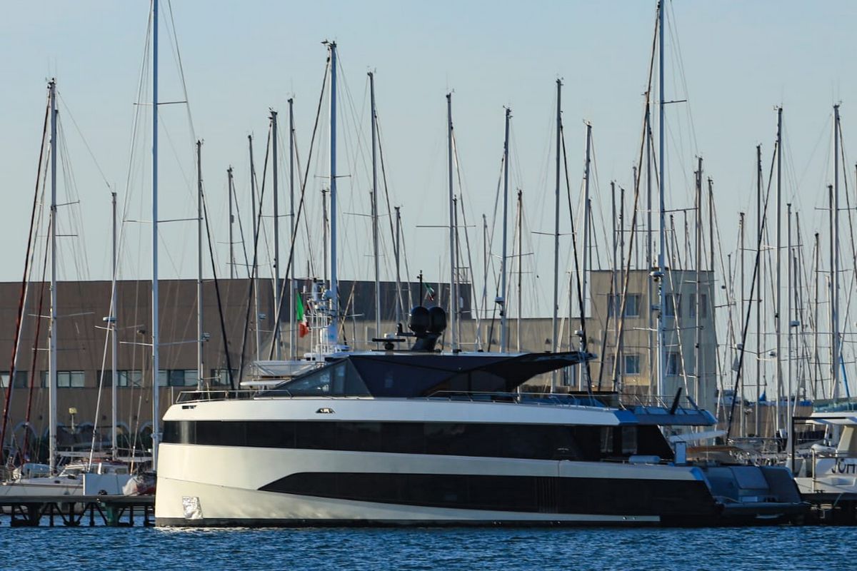 "CARAT", a 2024 Wally 27.03m motor yacht for sale, profile port