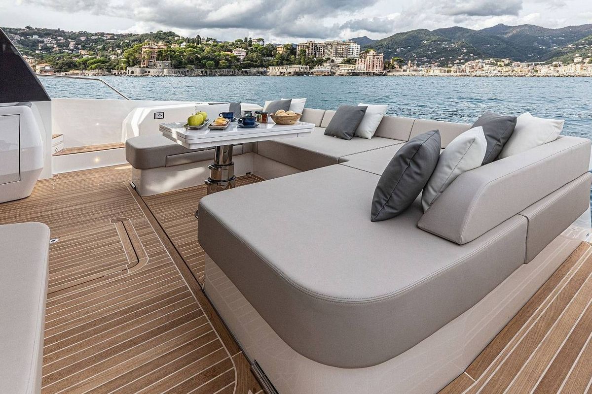 CETERA 60, a 2027 Fiart 18.28m motor yacht for sale, cockpit dining