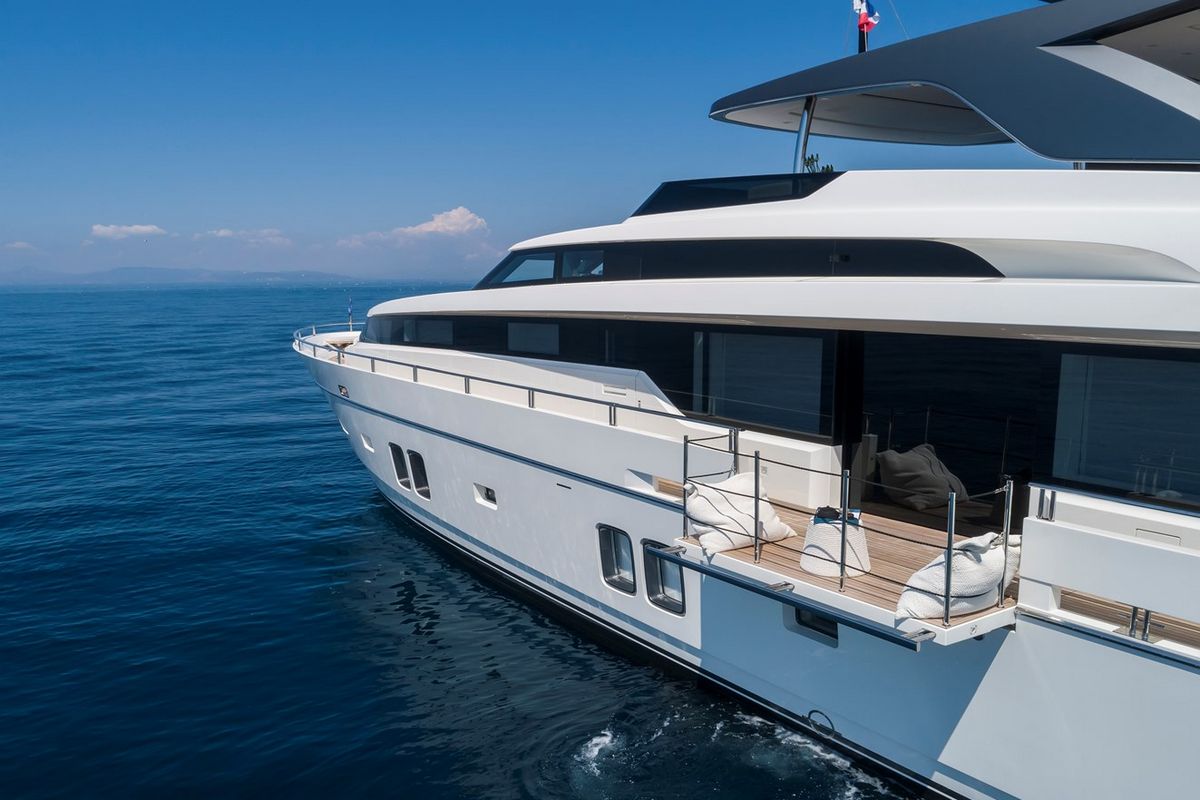 "DINAIA", a 2018 Sanlorenzo 32.2m motor yacht for sale, profile port