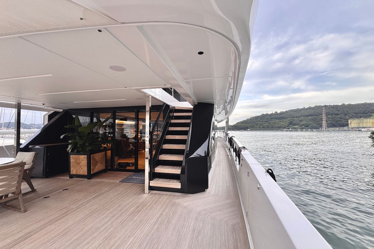 FERRETTI INFYNITO 90, a 2025 Ferretti Yachts 26.52m motor yacht for sale, aft deck