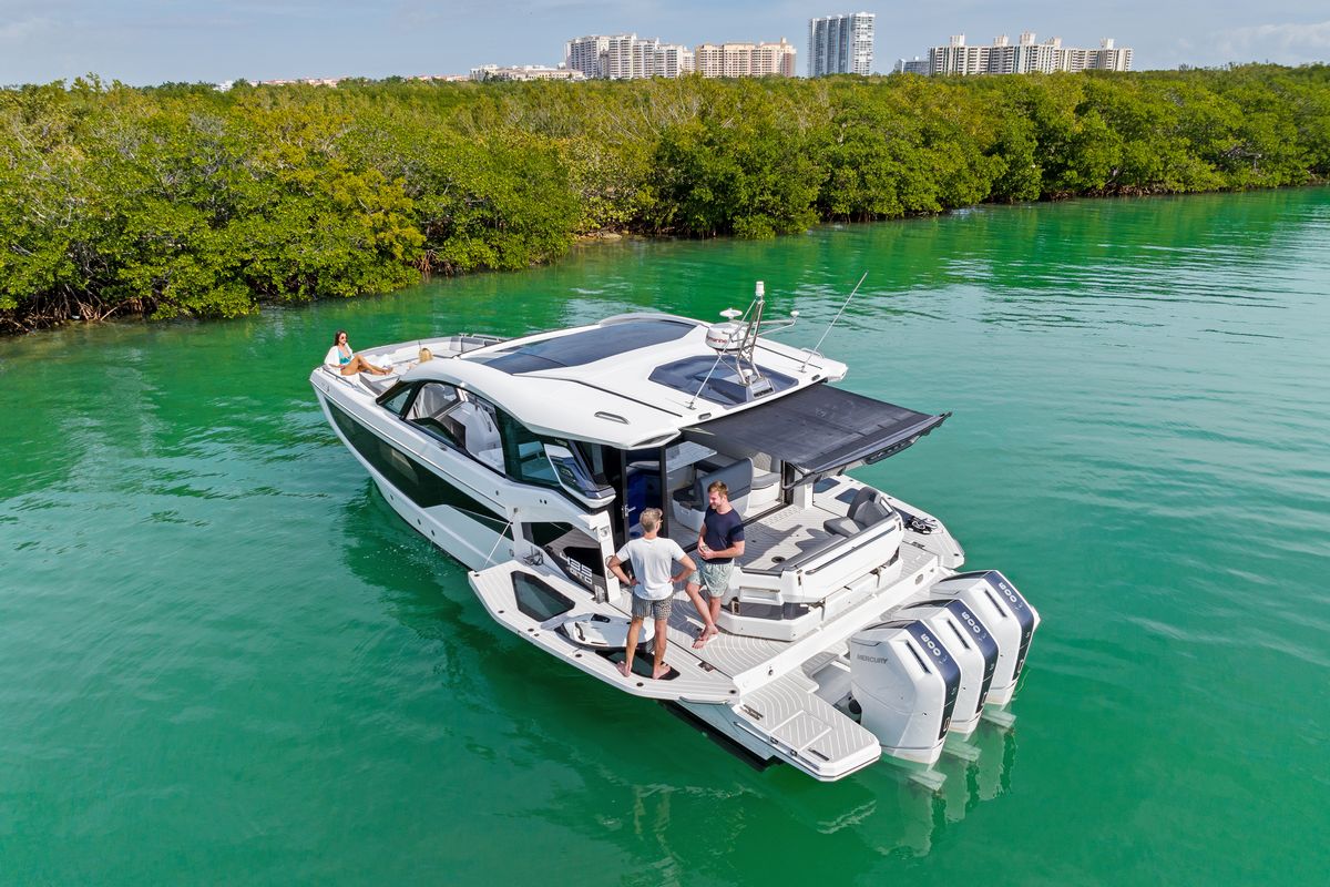 GALEON 435 GTO, a 2027 Galeon 13.65m motor yacht for sale, stern