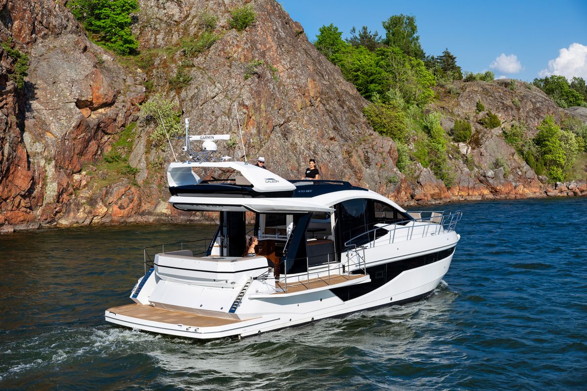 GALEON 470 SKY, a 2027 Galeon 14.35m motor yacht for sale, running
