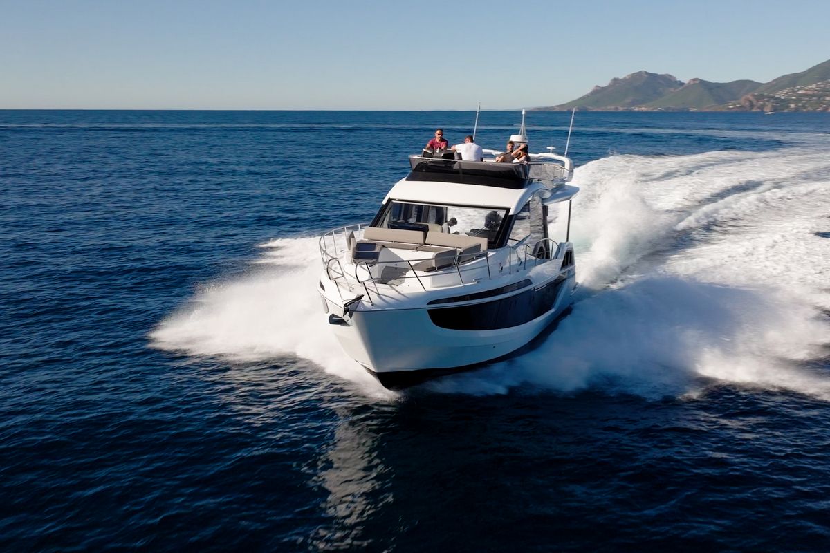 GALEON 480 FLY, a 2027 Galeon 14.77m motor yacht for sale, running