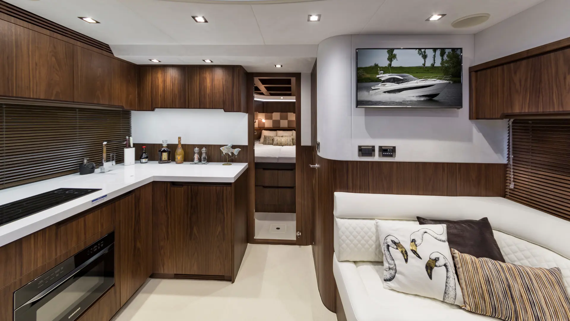 GALEON 485 HTS, a 2027 Galeon 14.98m motor yacht for sale, galley