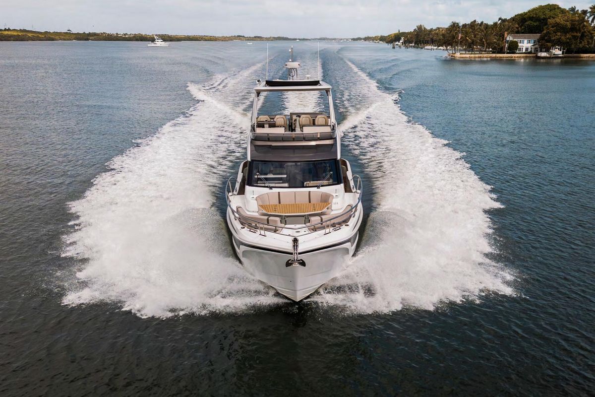 GALEON 520 FLY, a 2027 Galeon 17.2m motor yacht for sale, stern