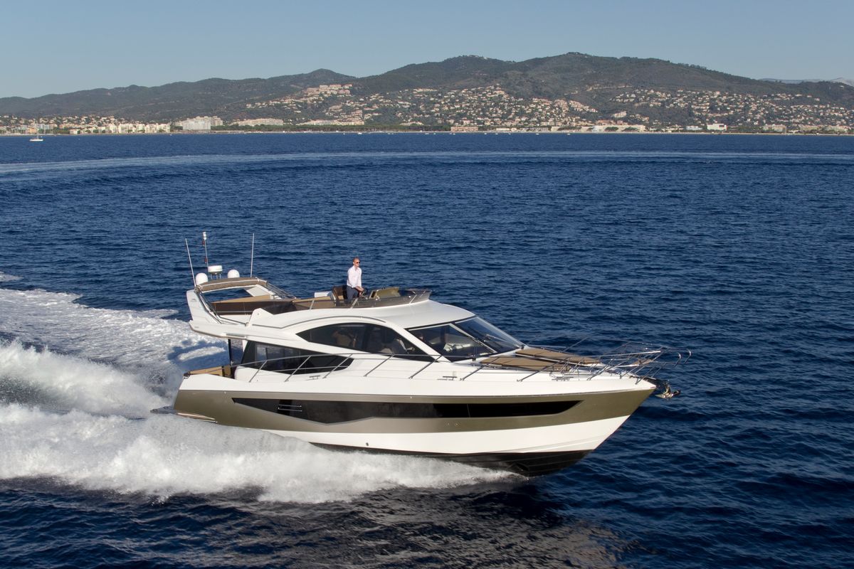 GALEON 550 FLY