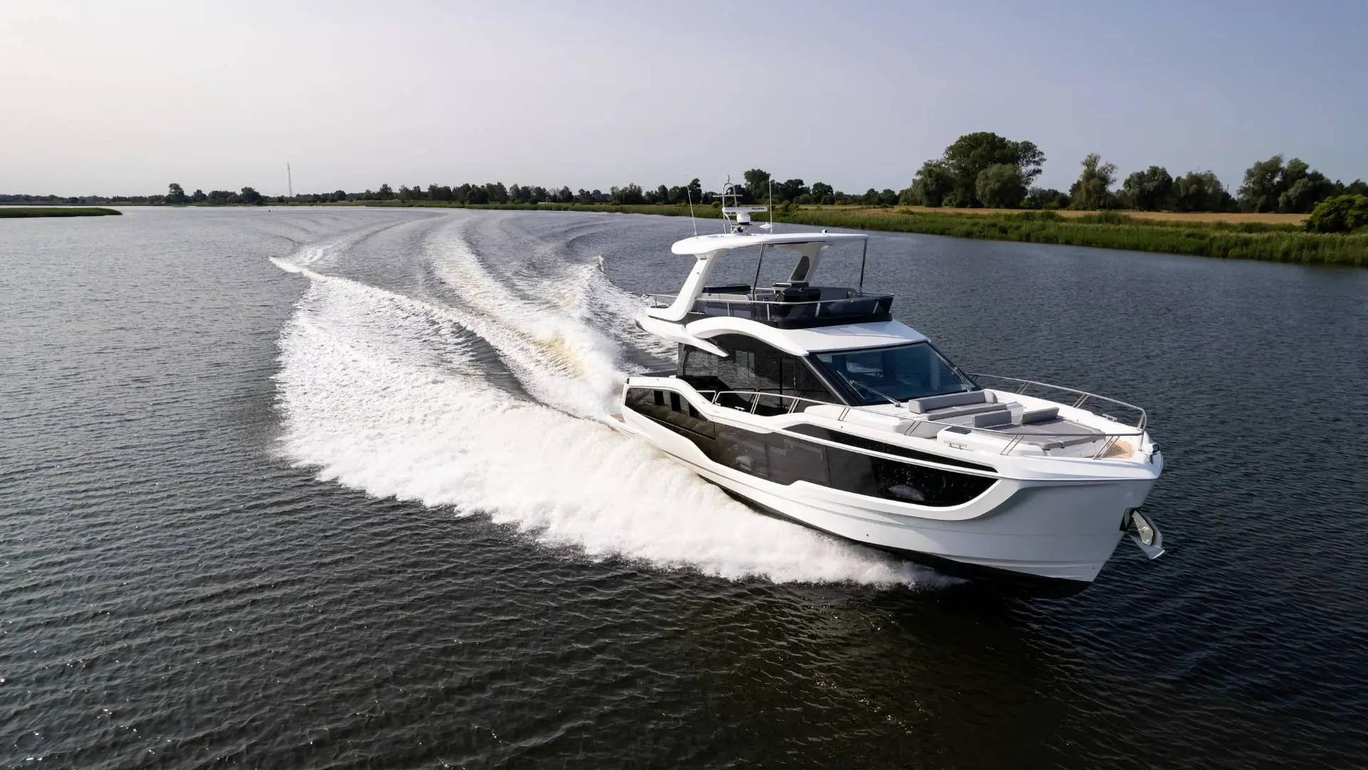 GALEON 560 FLY, a 2027 Galeon 17.82m motor yacht for sale, running