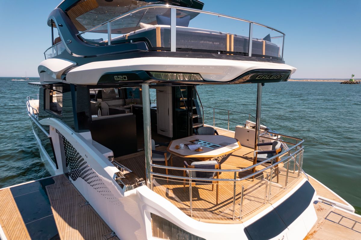 GALEON 620 FLY, a 2027 Galeon 19.68m motor yacht for sale, stern