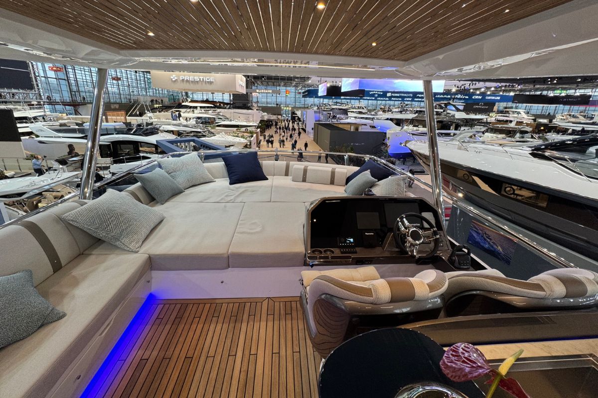 GALEON 640 FLY, a 2027 Galeon 20.8m motor yacht for sale, flybridge