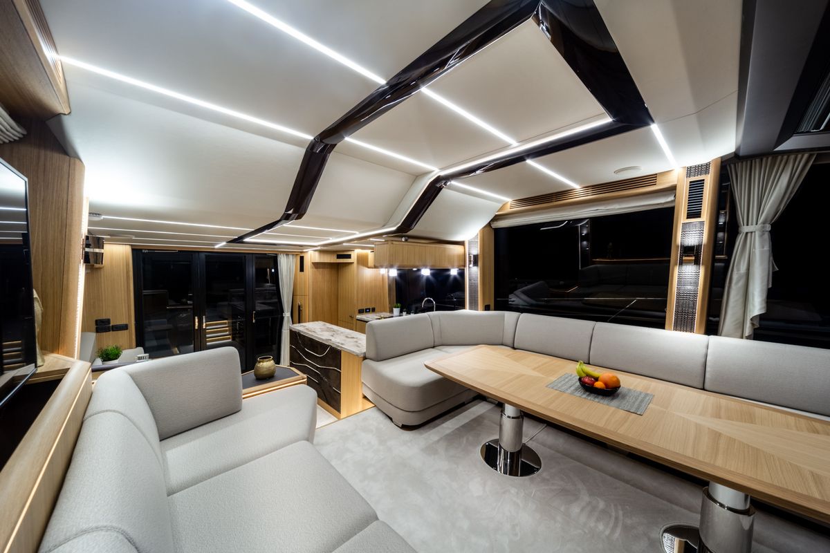 GALEON 680 FLY, a 2020 Galeon 22.2m motor yacht for sale, main salon