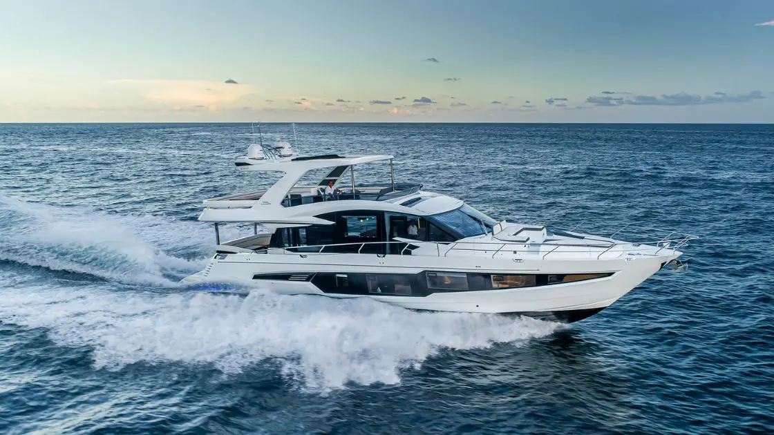 GALEON 680 FLY