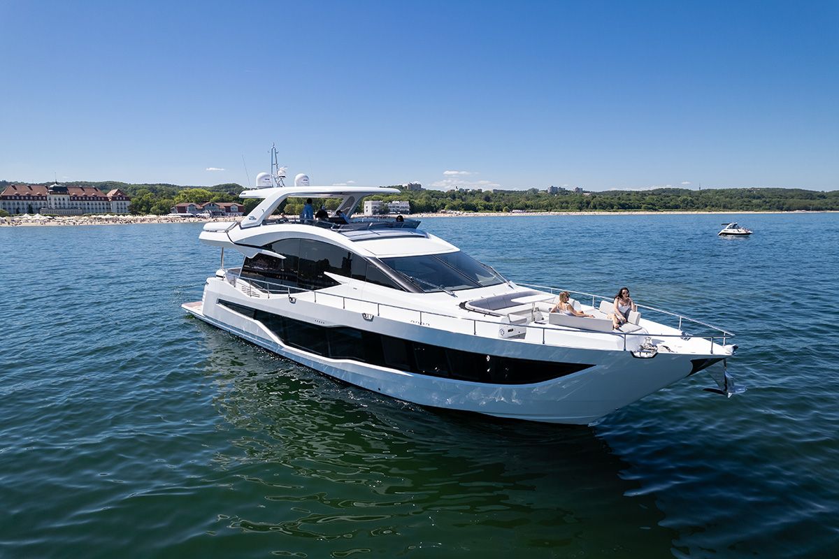 GALEON 800 FLY