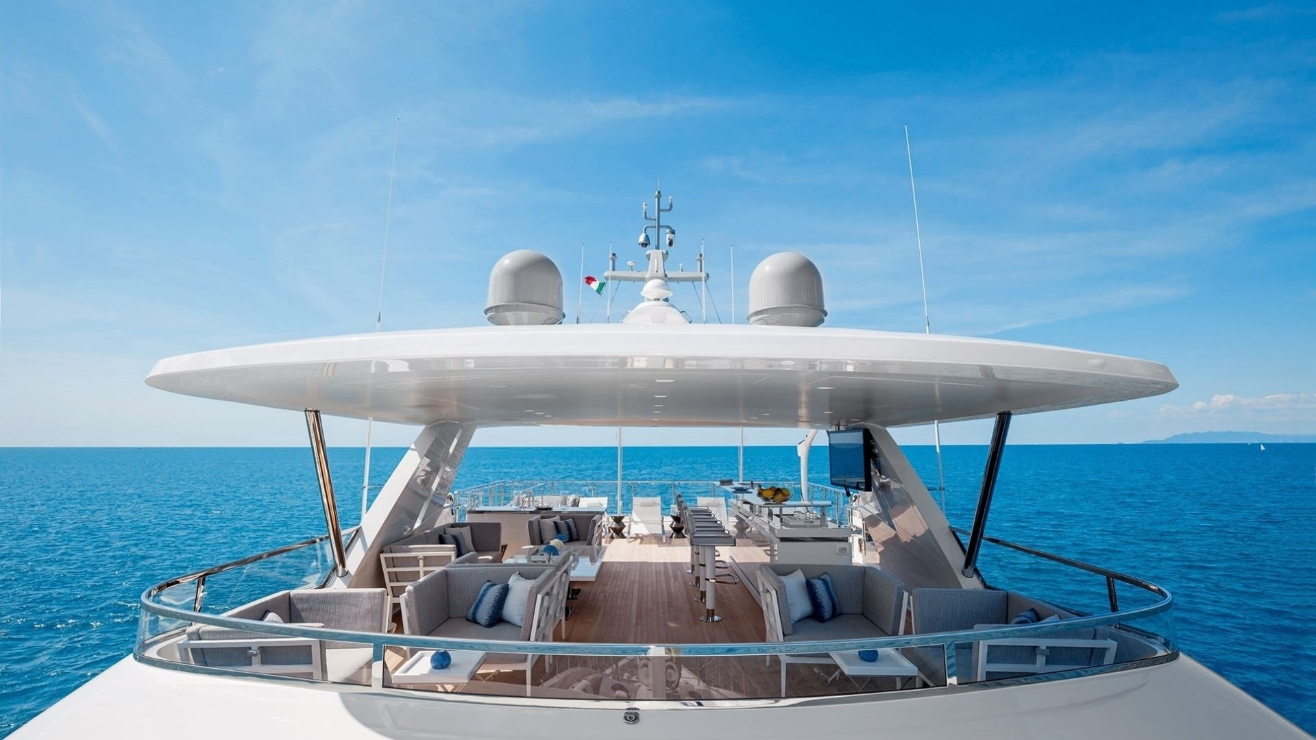 "'H", a 2015 Benetti 42.6m motor yacht for charter, aerial