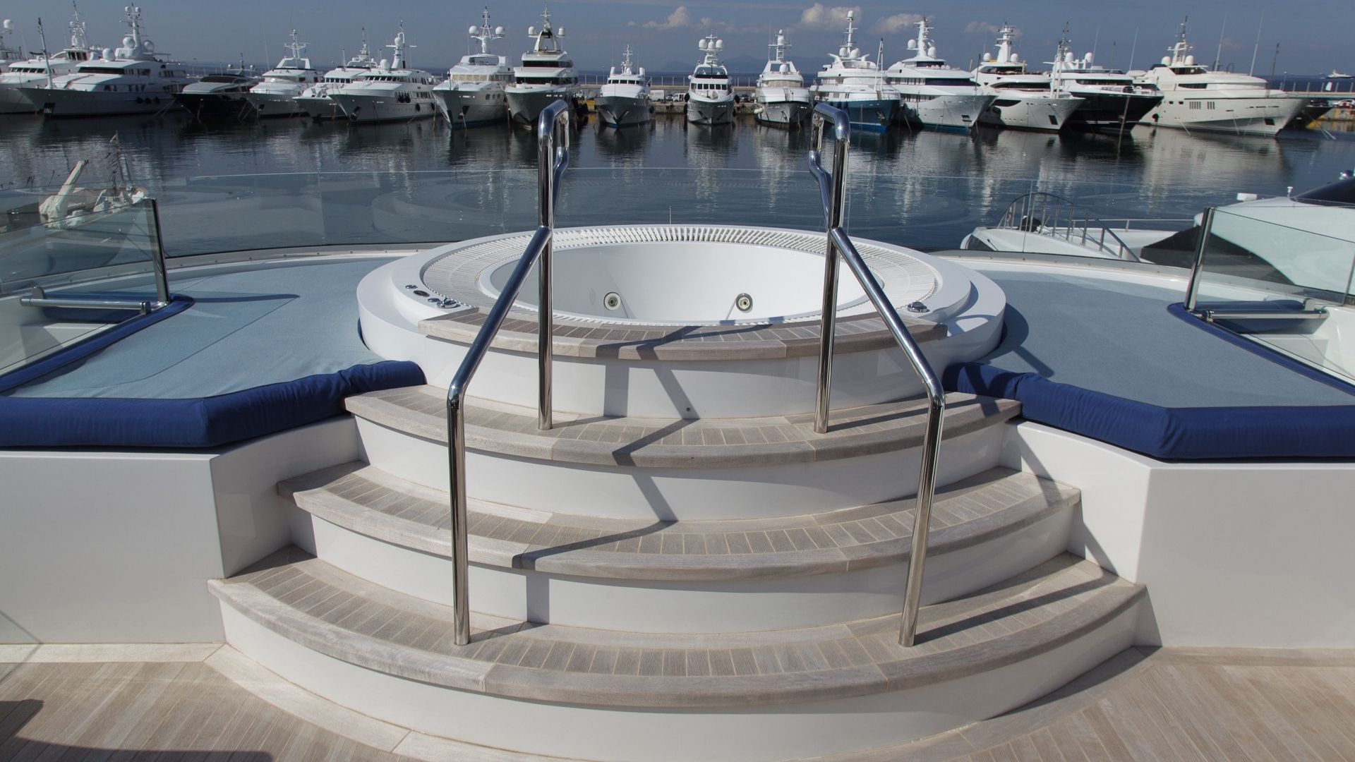 "I SEA", a 2014 NAVINCO 41.9m motor yacht for charter, sundeck jacuzzi