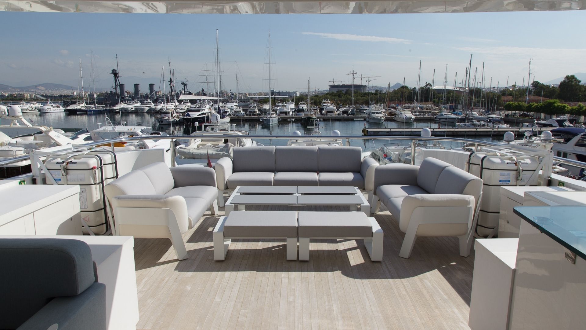 "I SEA", a 2014 NAVINCO 41.9m motor yacht for charter, sundeck