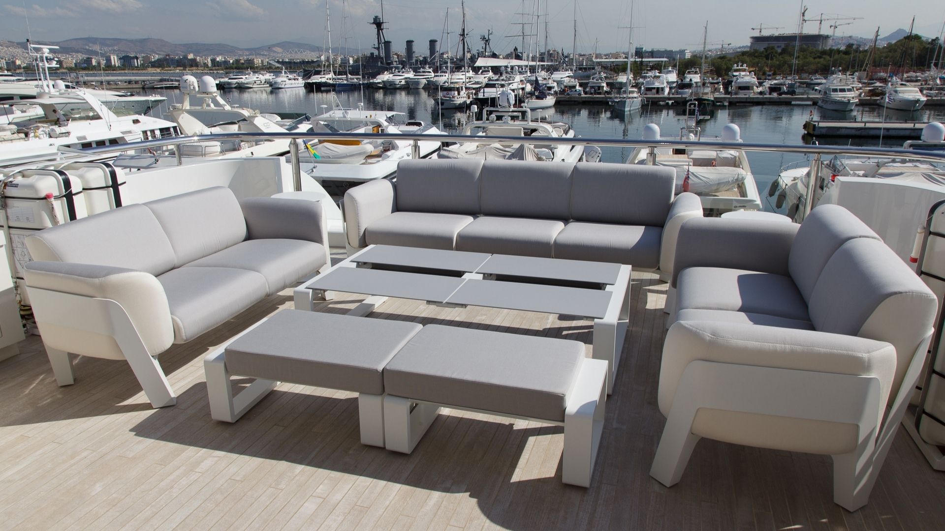 "I SEA", a 2014 NAVINCO 41.9m motor yacht for charter, aft deck