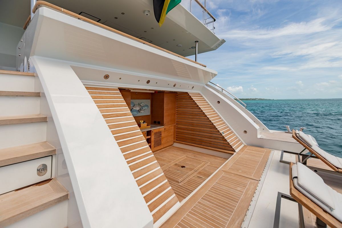 "INSPIRATION", a 2017 Benetti 38.1m motor yacht for sale, beach club