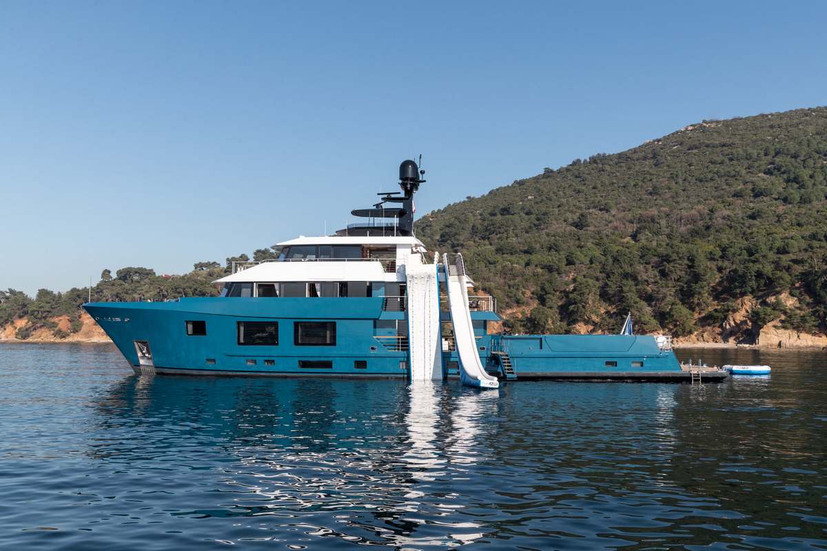 "KING BENJI", a 2024 DUNYA YACHTS 47m motor yacht for charter, at anchor