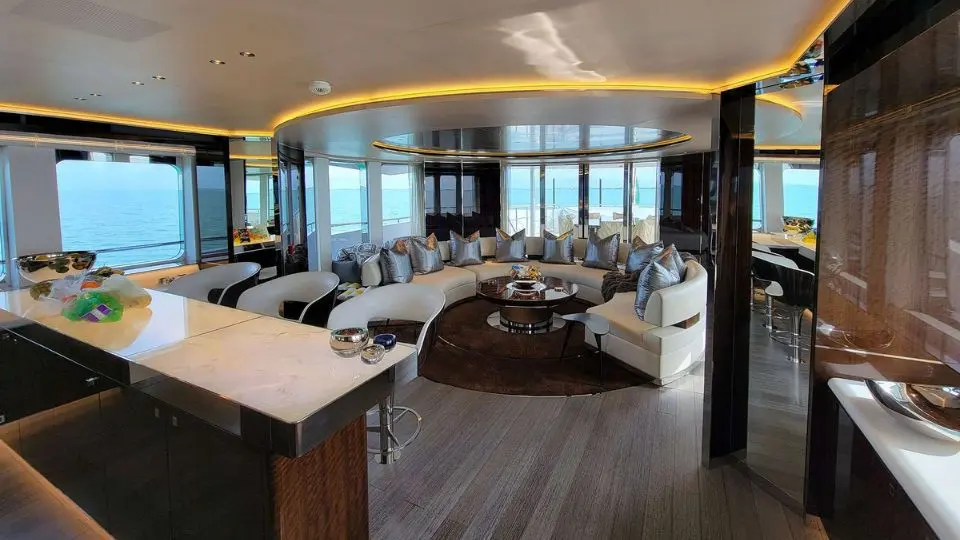 "KNIGHT", a 2011 Heesen Yachts 49.68m motor yacht for charter, skylounge