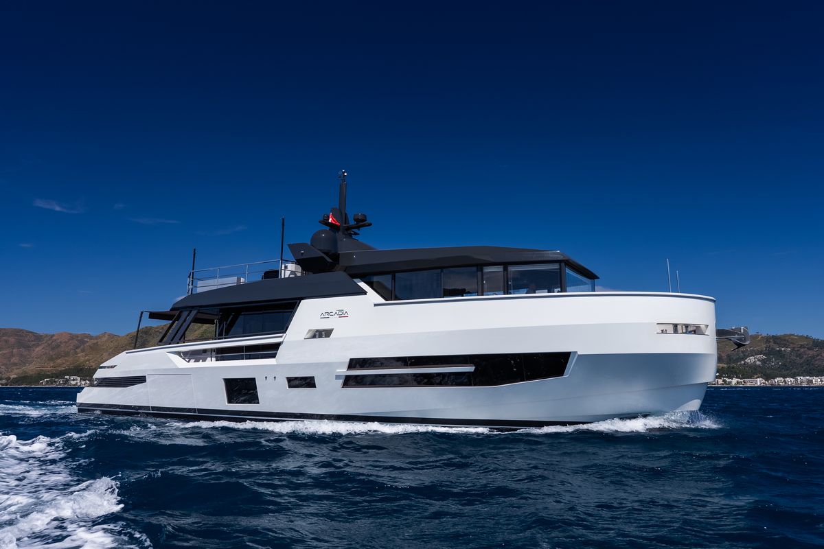 "LA CREME", a 2023 23.98m motor yacht for sale, profile starboard