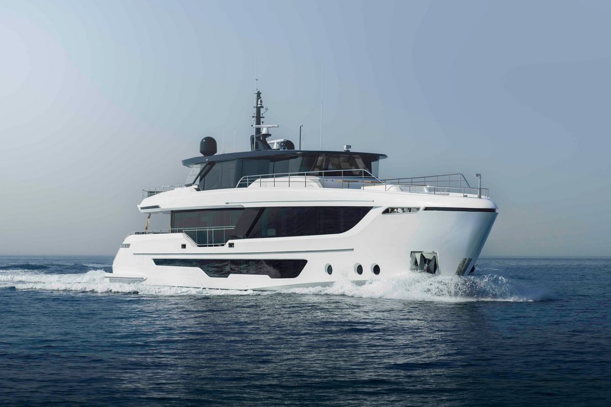 MAJESTY 111