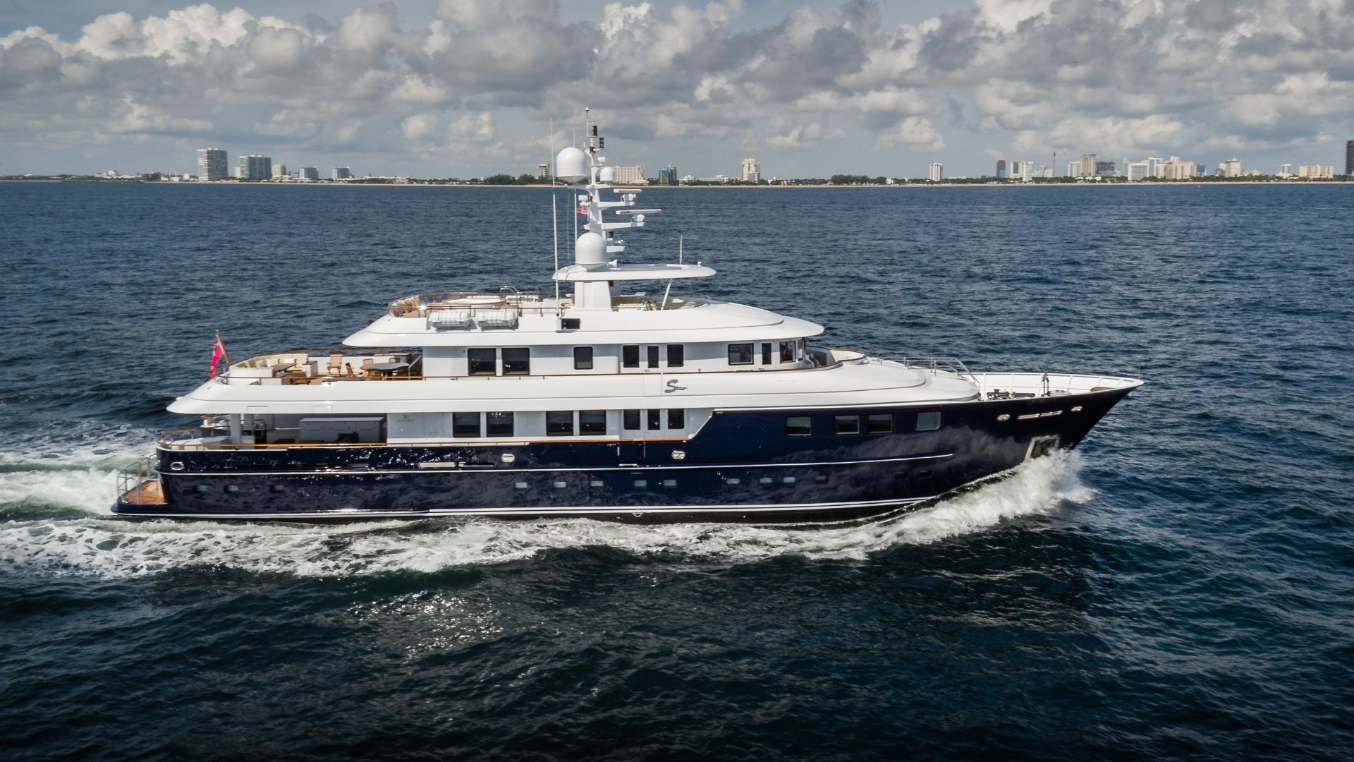 "OCEAN'S SEVEN", a 2012 Kingship 42m motor yacht for charter, running