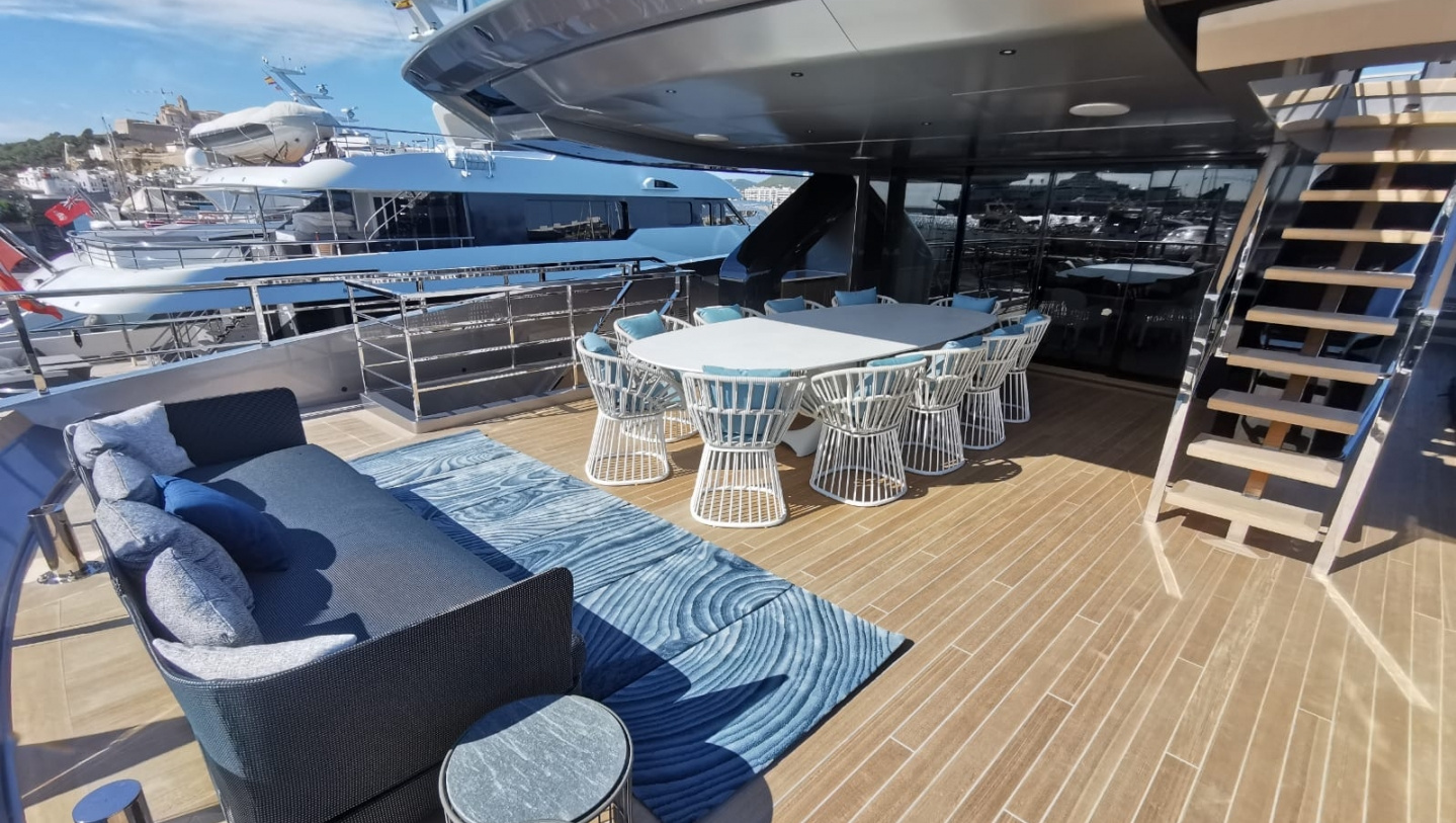 "Pandion Pearl", a 2021 Sanlorenzo 44.5m motor yacht for charter, aft deck dining