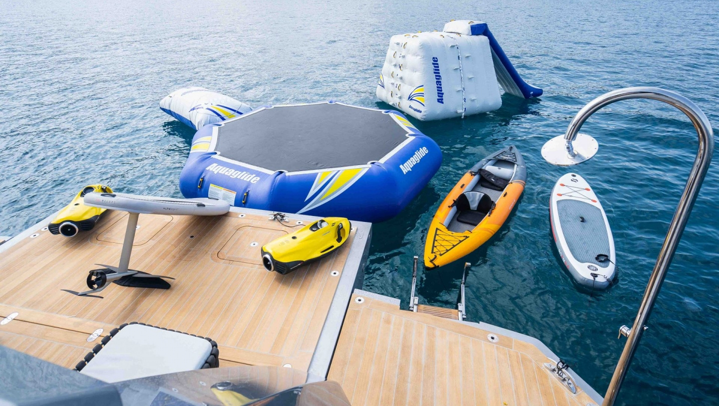 "Pandion Pearl", a 2021 Sanlorenzo 44.5m motor yacht for charter, swim platform