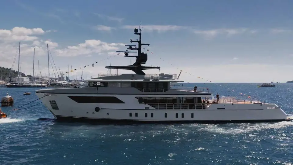 "PARA BELLUM", a 2023 Sanlorenzo 47m motor yacht for charter, profile port