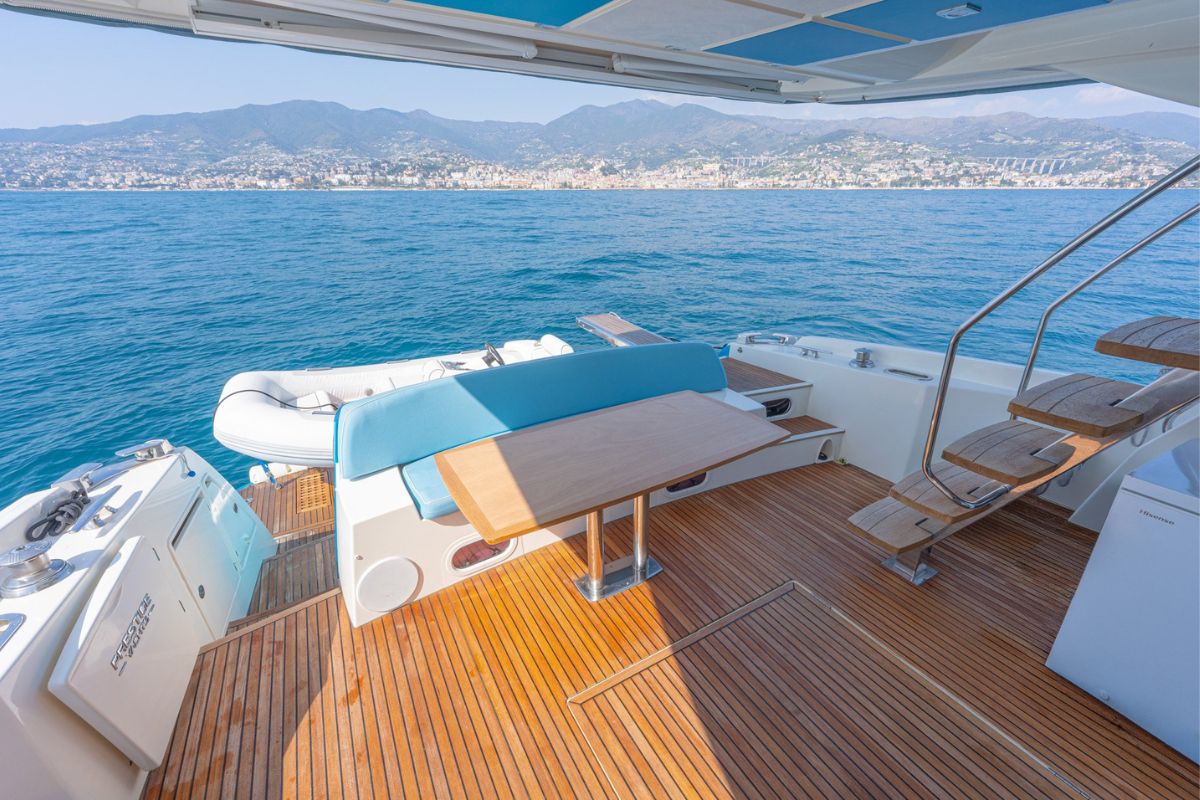 PRESTIGE 620, a 2013 Prestige Yachts 19.05m motor yacht for sale, flybridge