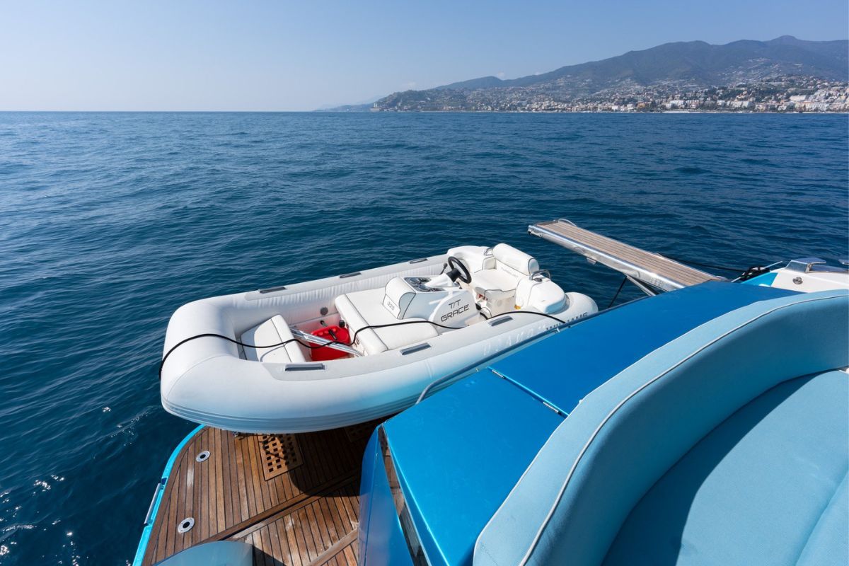 PRESTIGE 620, a 2013 Prestige Yachts 19.05m motor yacht for sale, swim platform